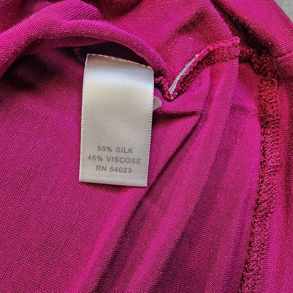 Banana Republic Magenta Silk Blend Flutter Sleeve Ruffle Neck Top Petite Small - Picture 8 of 10
